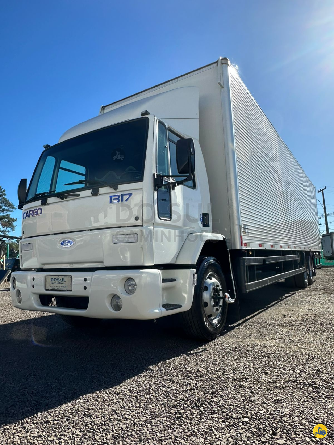 CAMINHAO FORD CARGO 1317 Baú Furgão Truck 6x2 Do Sul Caminhões PORTAO RIO GRANDE DO SUL RS